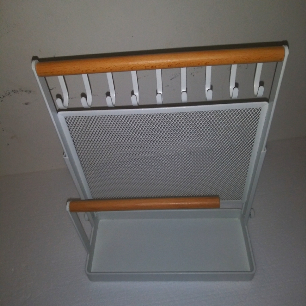 Jewelry stand